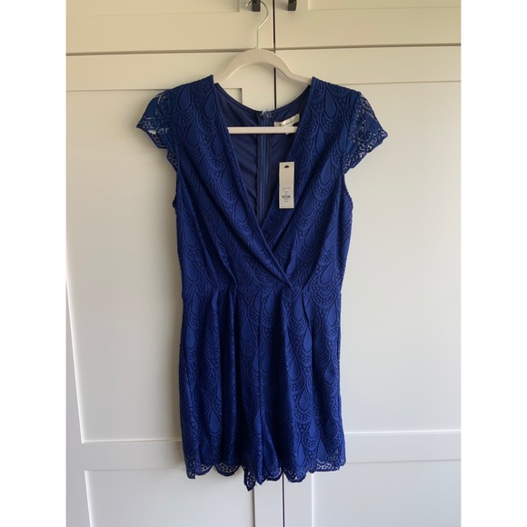 Francesca’s Blue Lace Romper - Picture 2 of 4